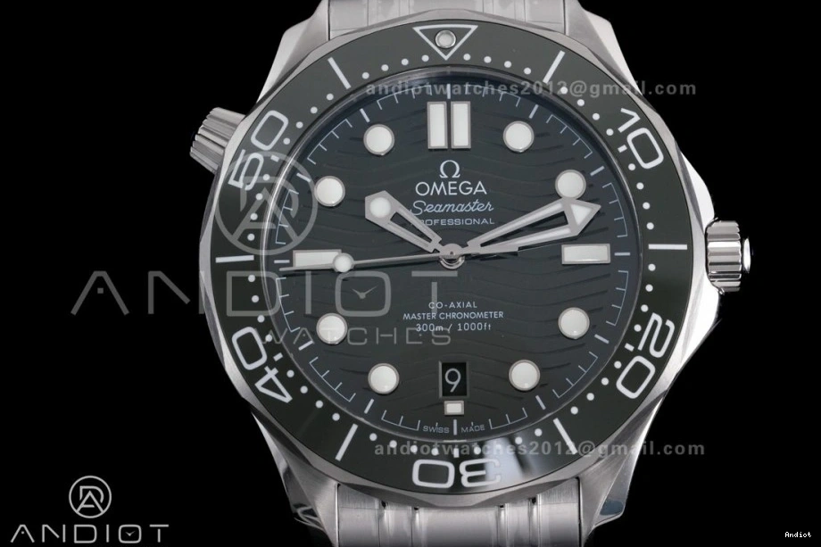 Asian V4 1:1 Green Dial Seamaster Best VSF Clone Edition Bezel Green 300M Ceramic Bracelet Super 8800 On Diver SS 1219